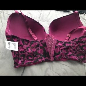 44D Brand New Bra